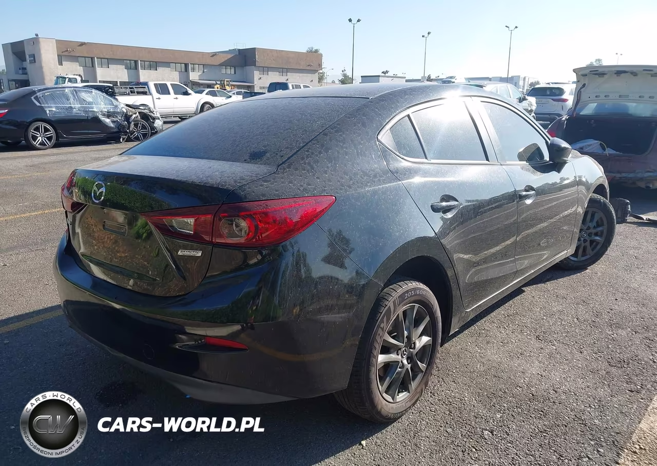 2017 Mazda Mazda3 Sport VIN:3MZBN1U70HM158089 - 4