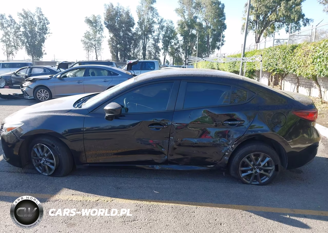 2017 Mazda Mazda3 Sport VIN:3MZBN1U70HM158089 - 6