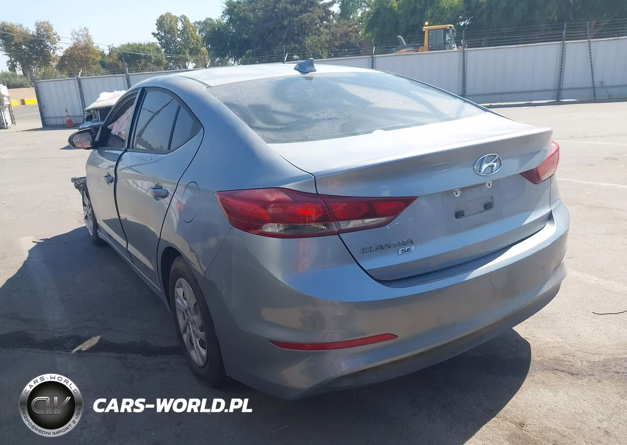 2017 Hyundai Elantra Se VIN:5NPD74LF3HH139767 - 3