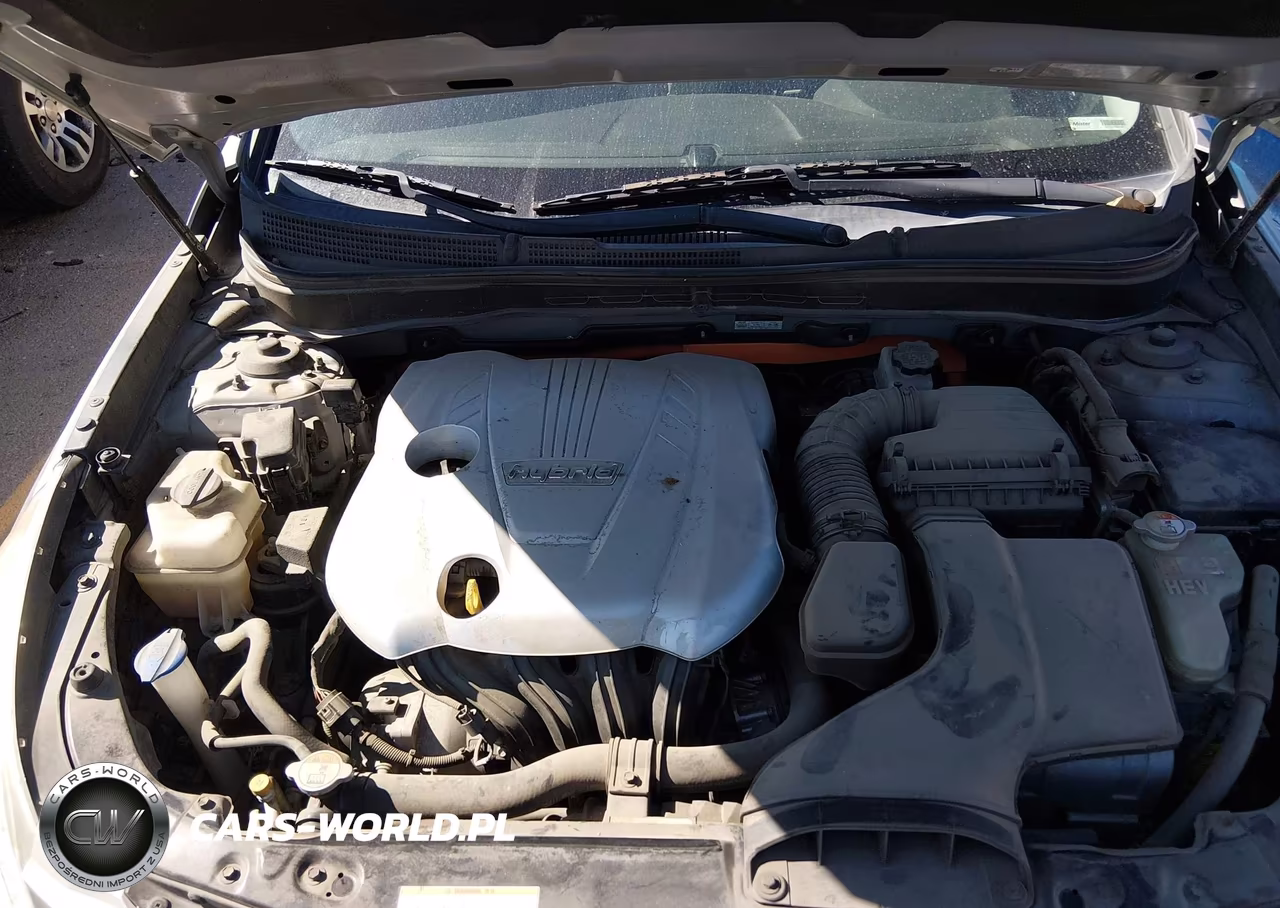 2012 Hyundai Sonata Hybrid VIN:KMHEC4A47CA035571 - 10