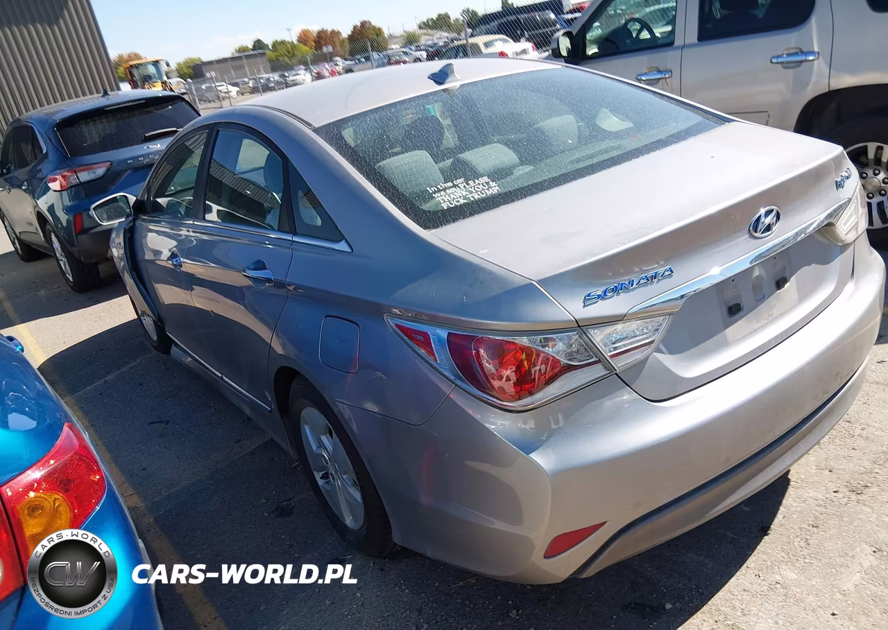 2012 Hyundai Sonata Hybrid VIN:KMHEC4A47CA035571 - 3