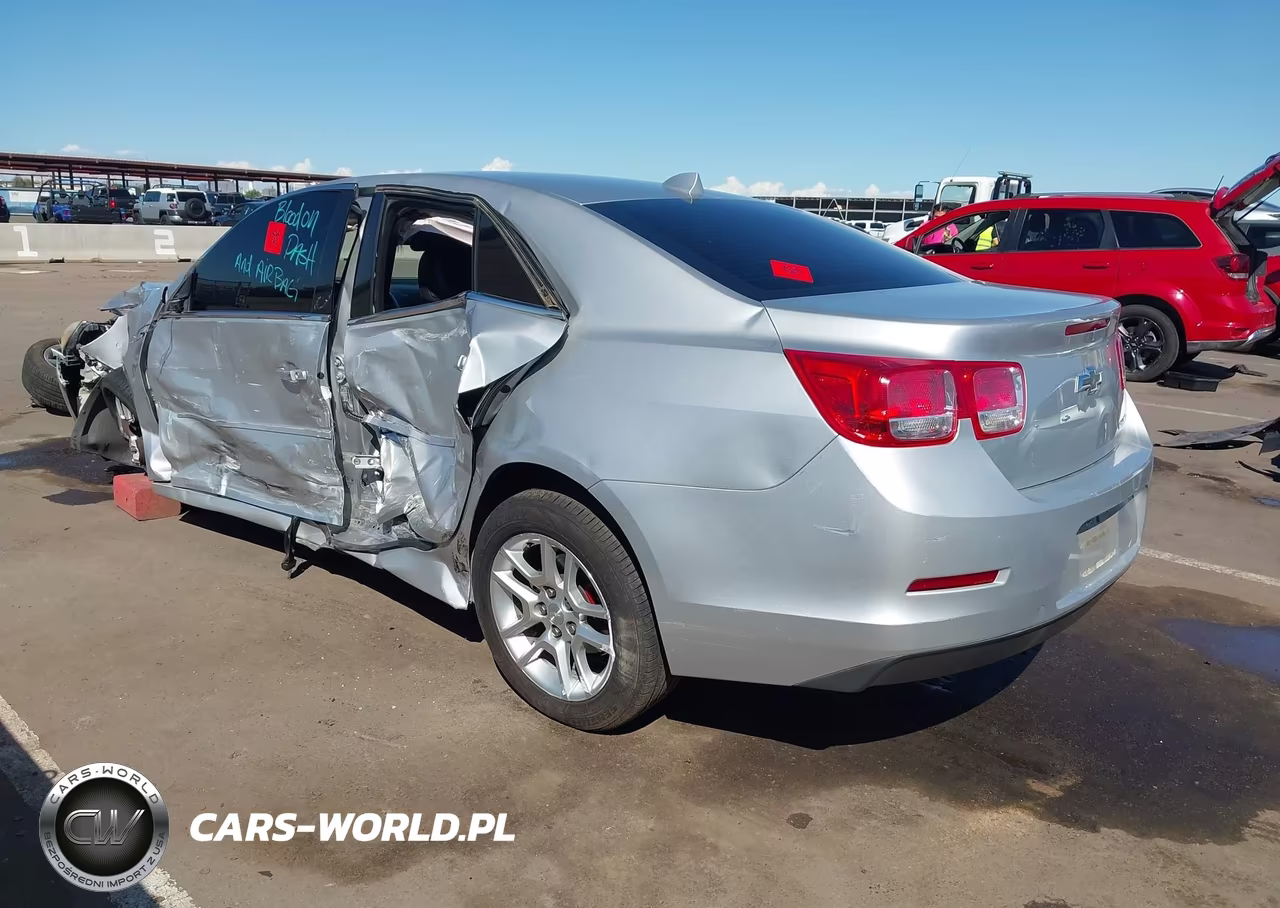 2014 Chevrolet Malibu 1Lt VIN:1G11C5SL2EF110173 - 3