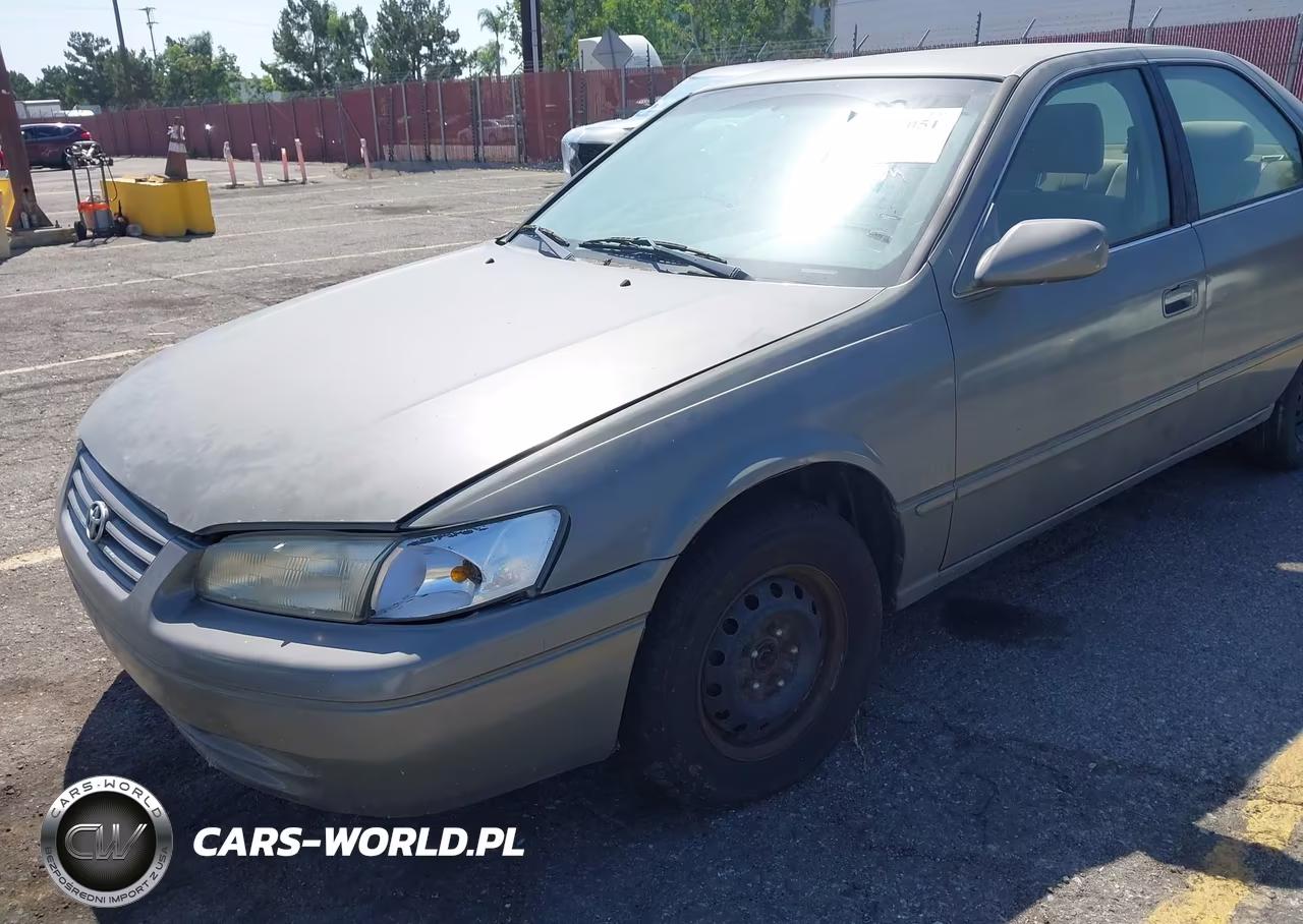 1998 Toyota Camry Le VIN:JT2BG22K6W0128582 - 13