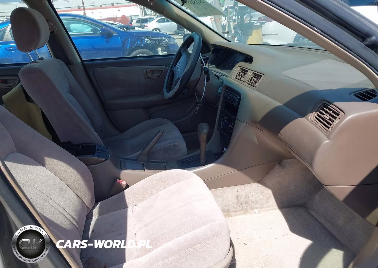 1998 Toyota Camry Le VIN:JT2BG22K6W0128582 - 5