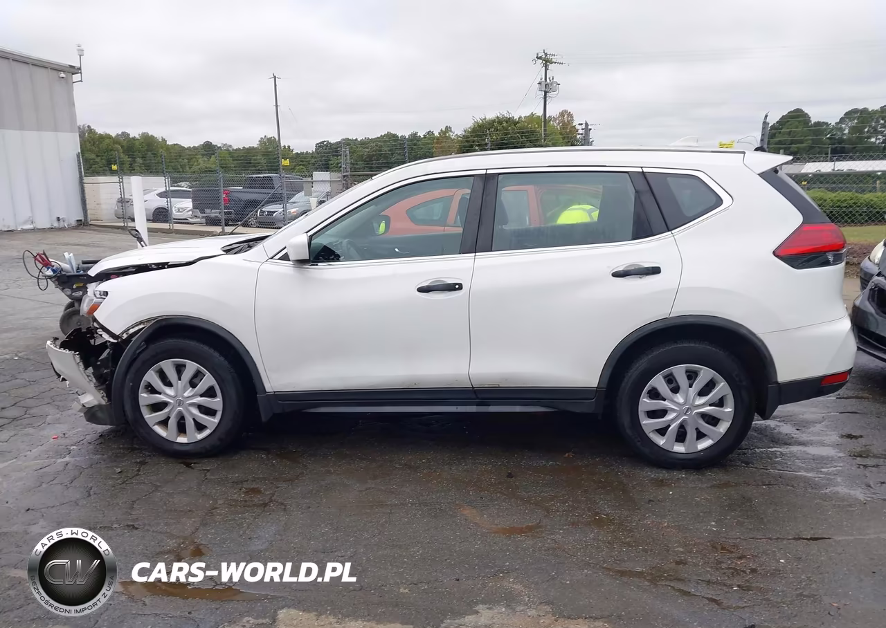 2017 Nissan Rogue S VIN:JN8AT2MV8HW015646 - 14