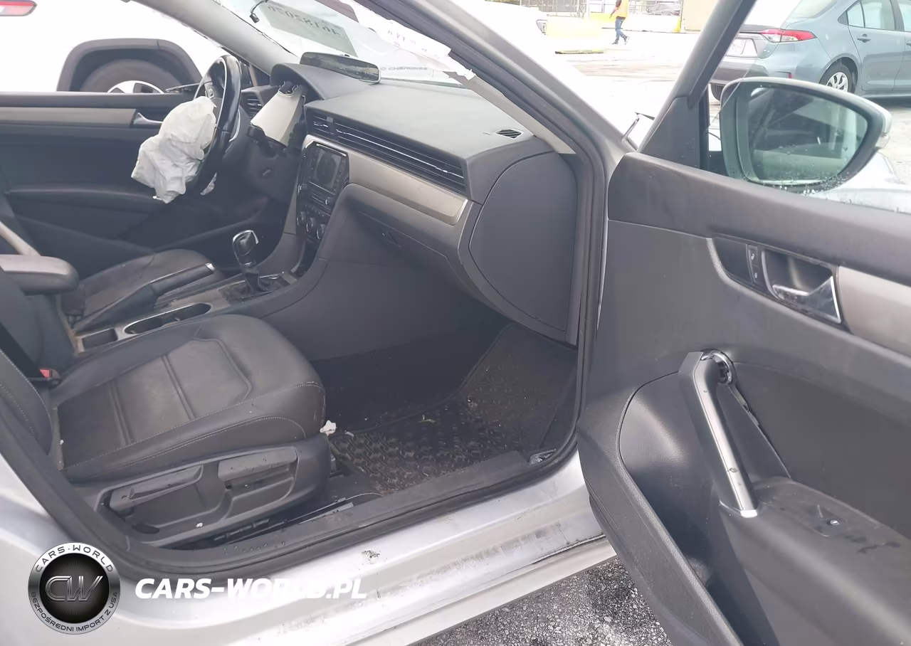 2020 Volkswagen Passat 2.0T Se VIN:1VWSA7A34LC004981 - 5