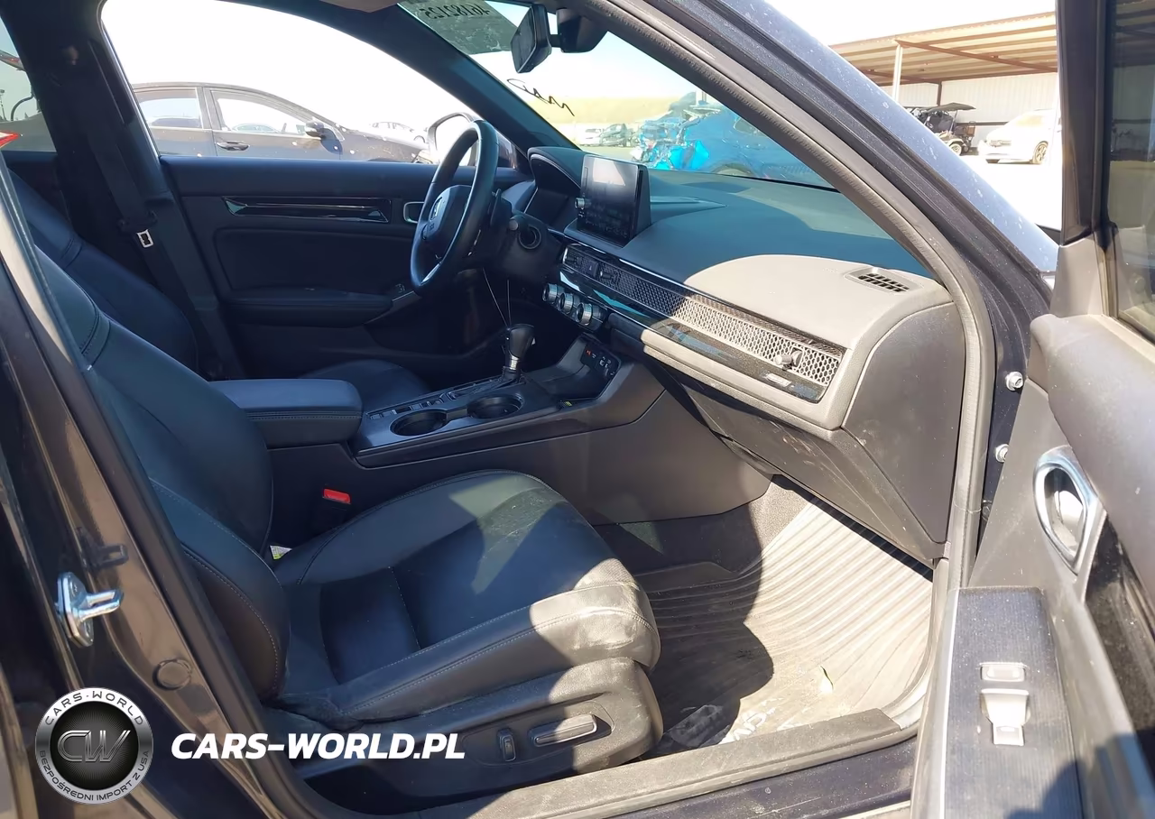 2024 Honda Civic Sport Touring VIN:19XFL1H84RE002520 - 5