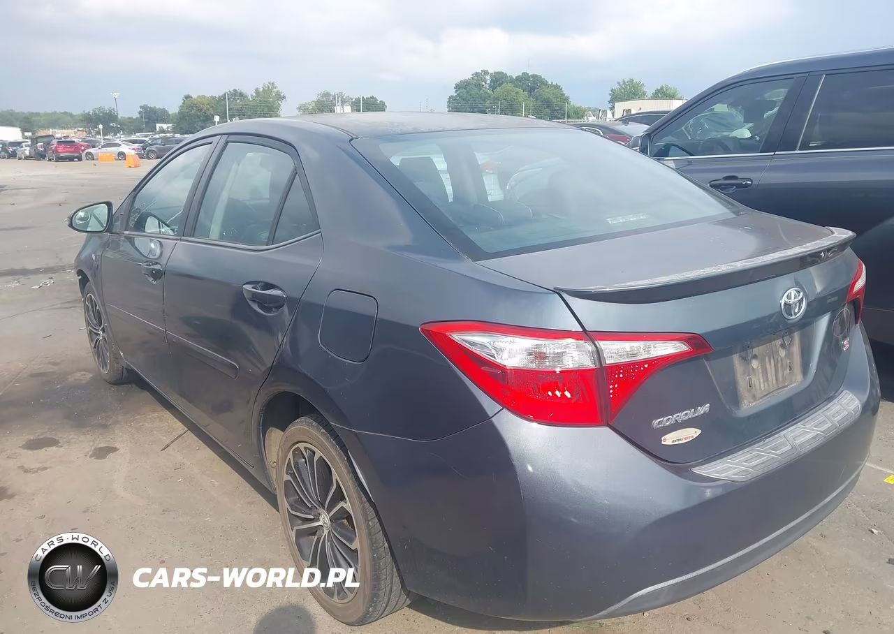 2015 Toyota Corolla S Plus VIN:5YFBURHE4FP313780 - 3