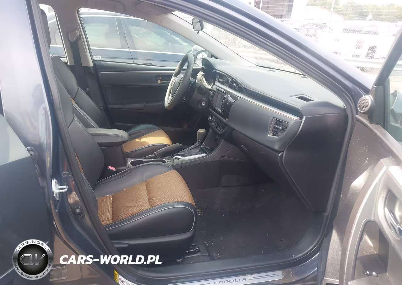 2015 Toyota Corolla S Plus VIN:5YFBURHE4FP313780 - 5