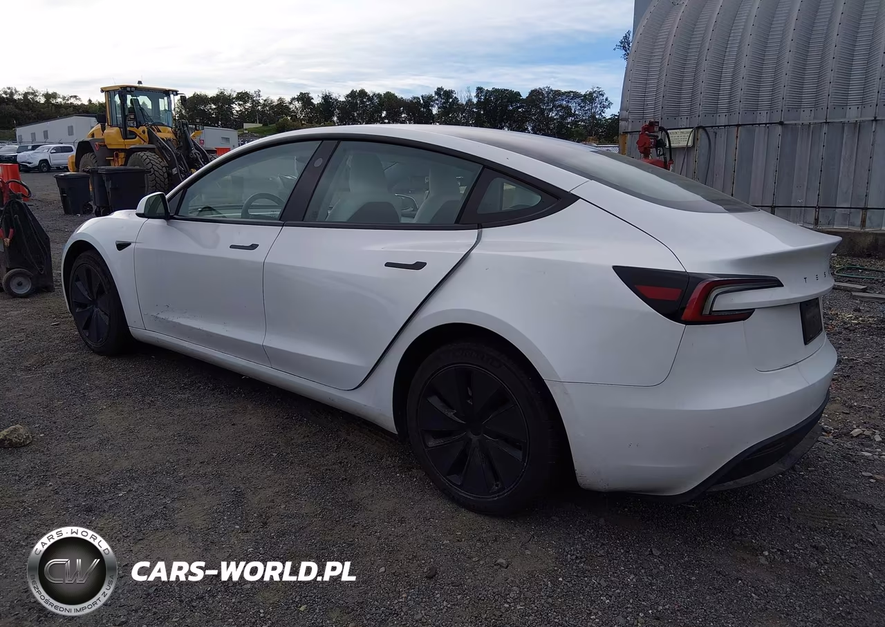 2024 Tesla Model 3 Long Range Dual Motor All-Wheel Drive VIN:5YJ3E1EB5RF844547 - 3