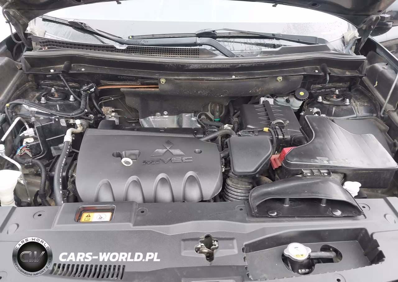 2016 Mitsubishi Outlander Se-Sel VIN:JA4AD3A37GZ020071 - 10