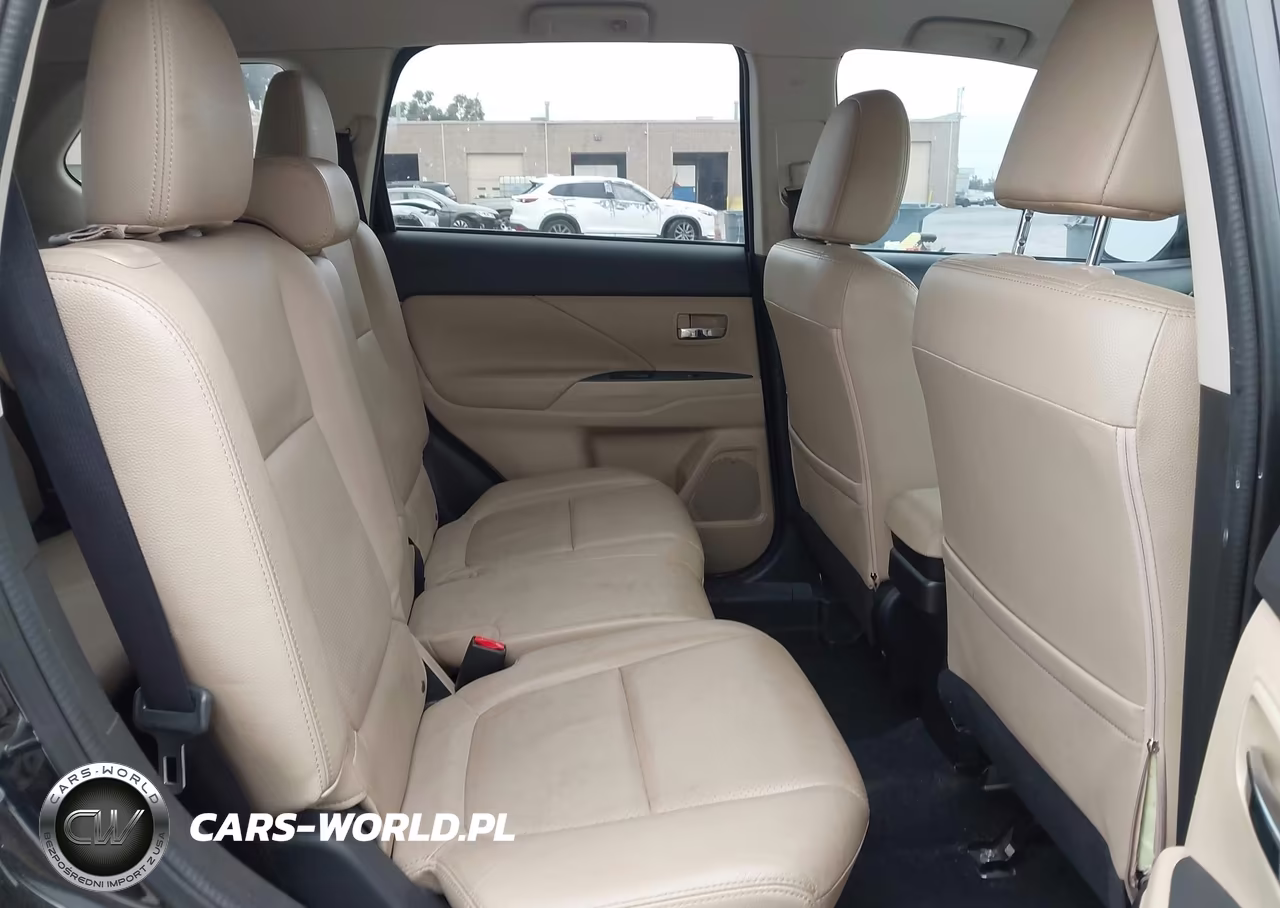 2016 Mitsubishi Outlander Se-Sel VIN:JA4AD3A37GZ020071 - 8