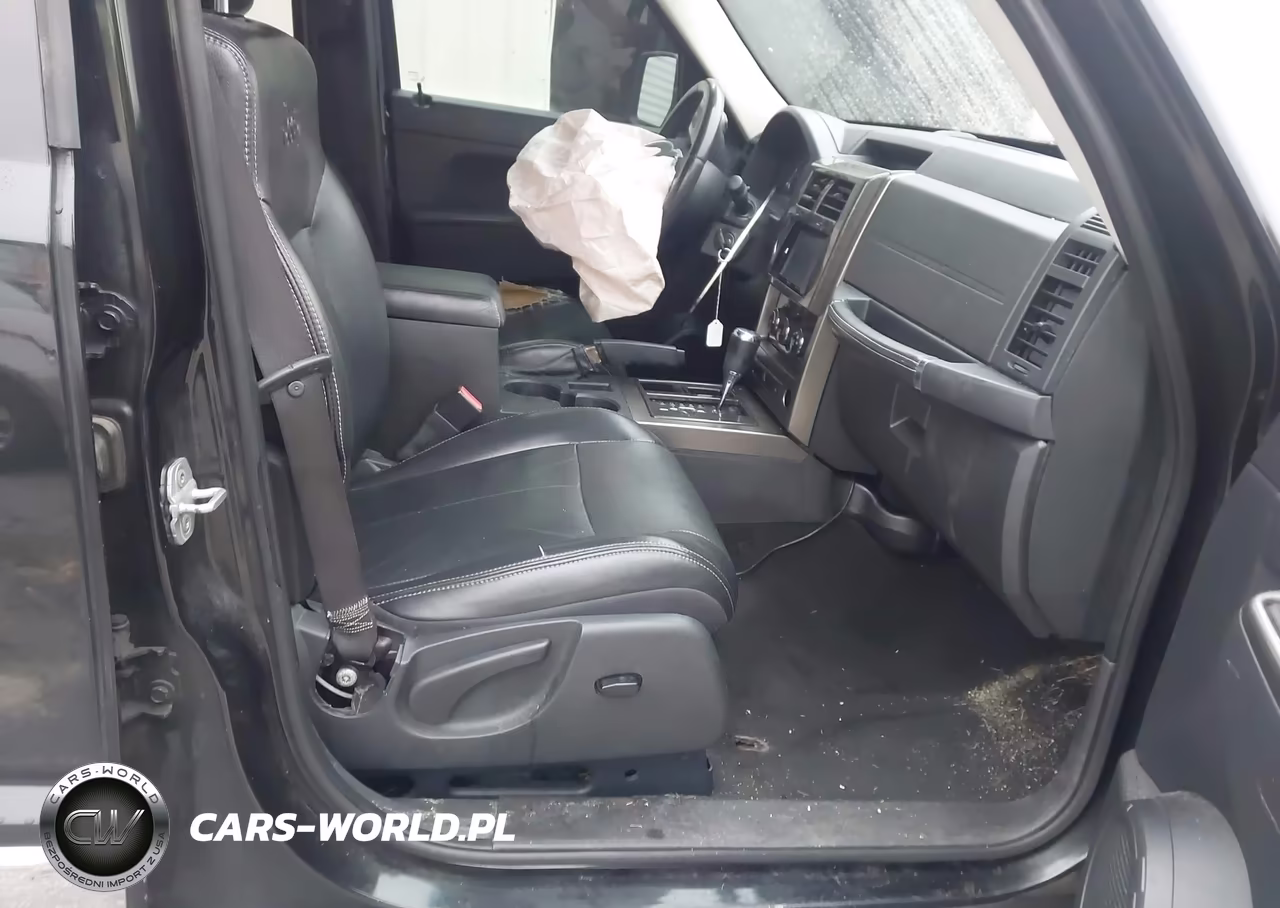 2012 Jeep Liberty Limited Jet Edition VIN:1C4PJLFK0CW201047 - 5