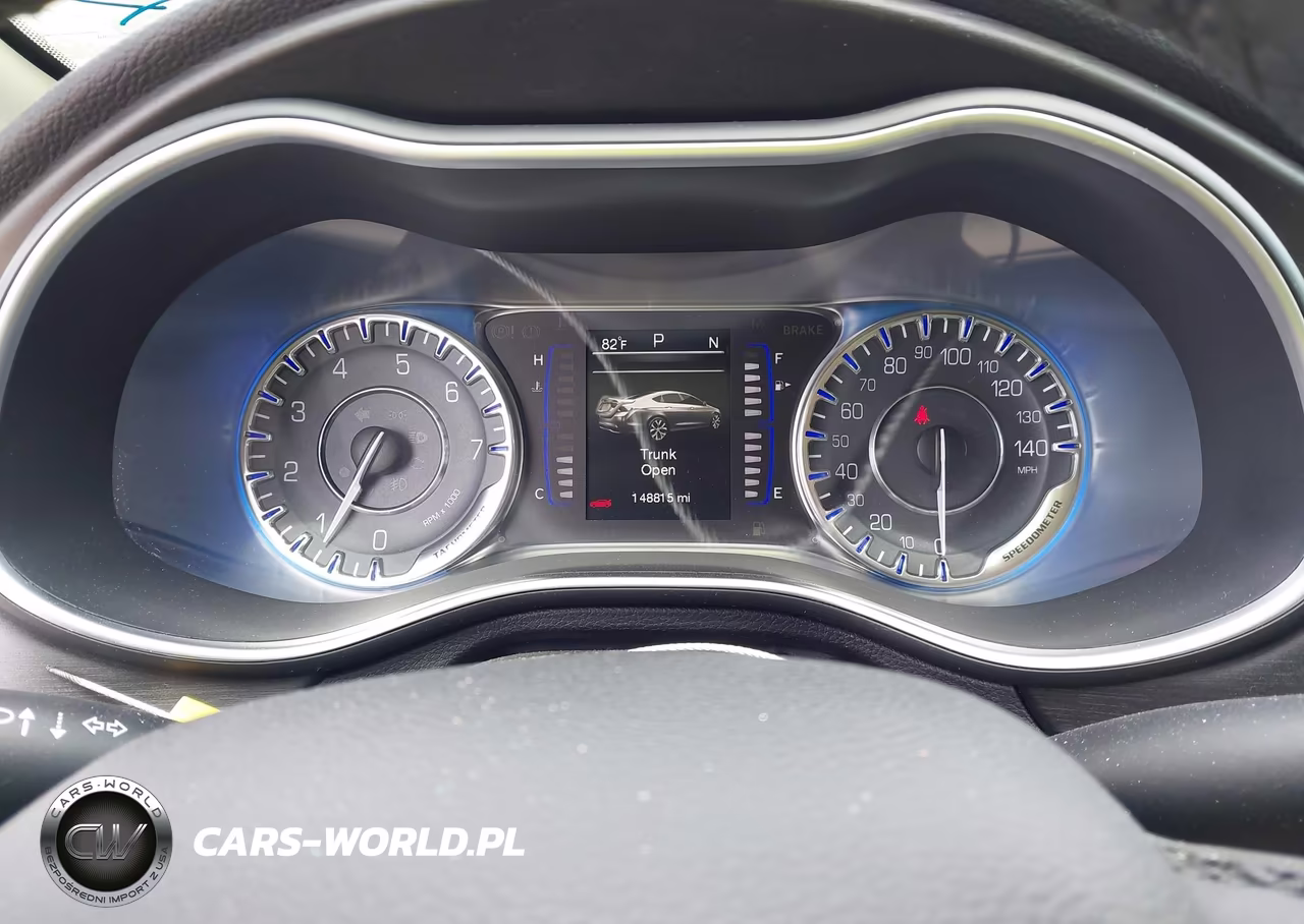 2015 Chrysler 200 Limited VIN:1C3CCCAB4FN626236 - 7