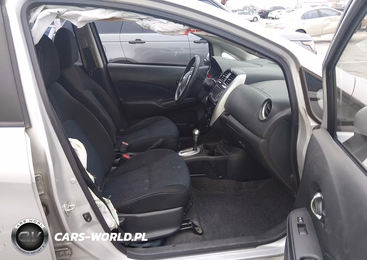 2016 Nissan Versa Note S (Sr)-S Plus-Sl-Sr-Sv VIN:3N1CE2CP0GL355902 - 5