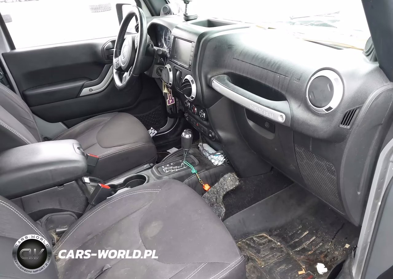 2014 Jeep Wrangler Sahara VIN:1C4AJWBG7EL204590 - 5