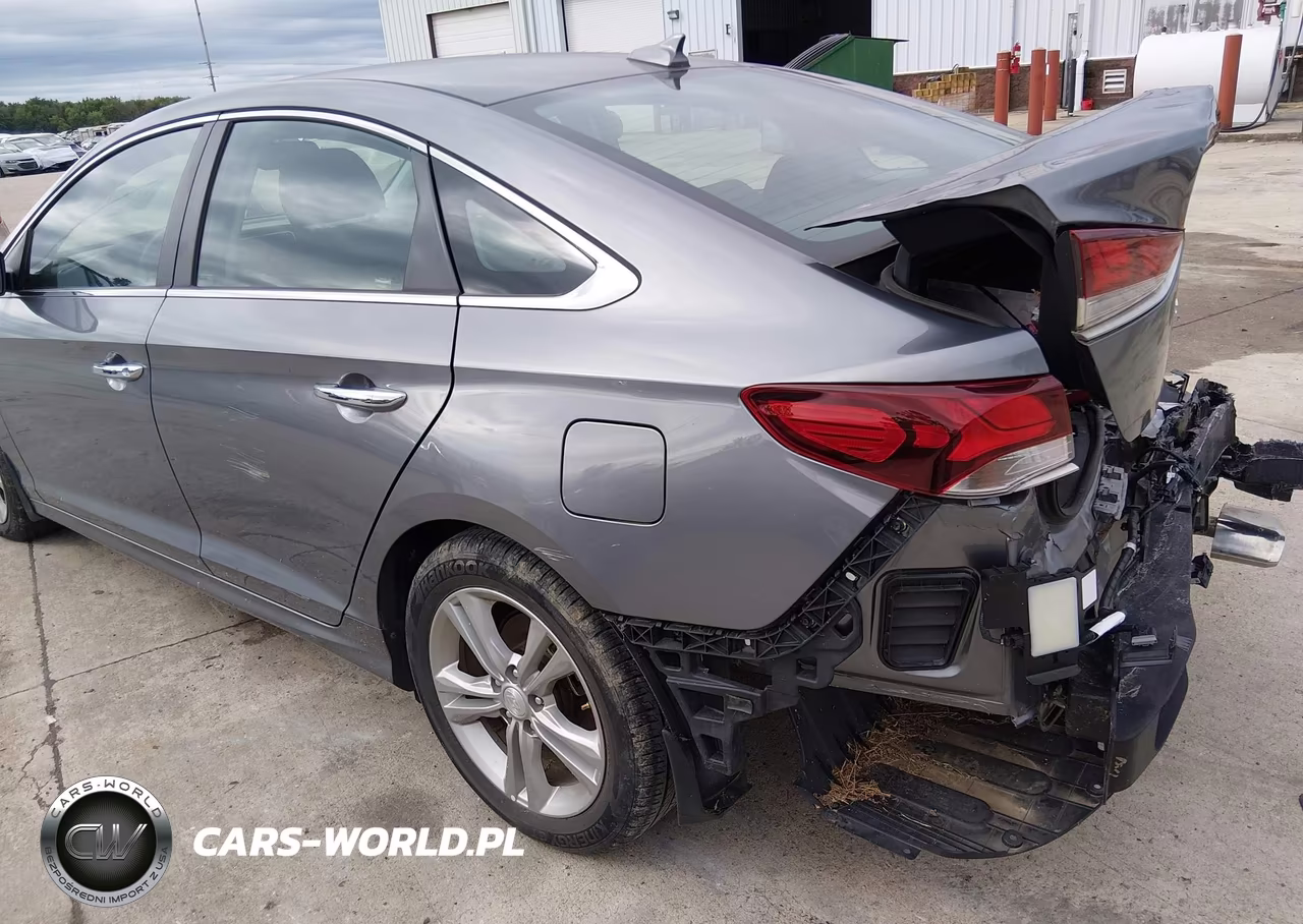 2018 Hyundai Sonata Sel+ VIN:5NPE34AF3JH713681 - 16