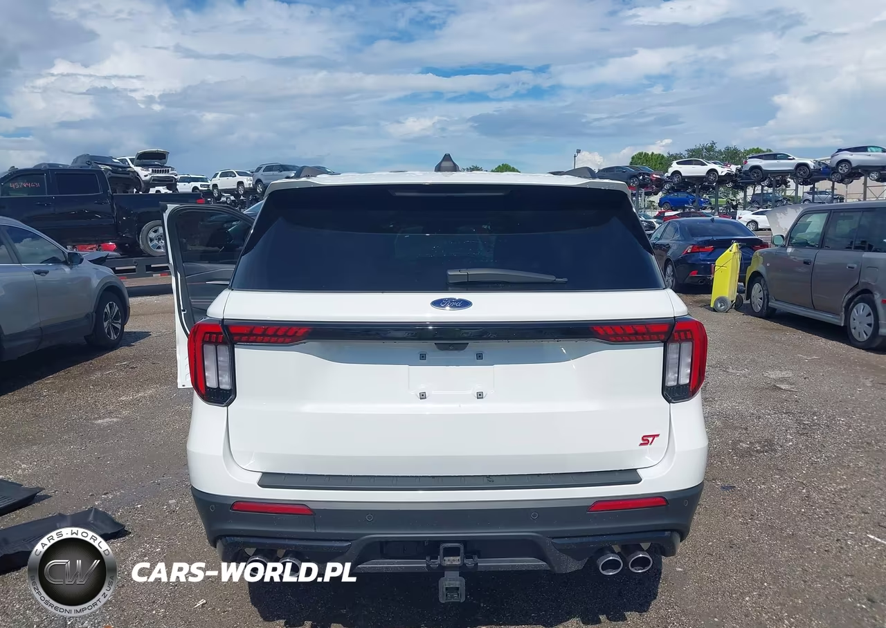 2025 Ford Explorer St VIN:1FMWK8GCXSGC19606 - 16