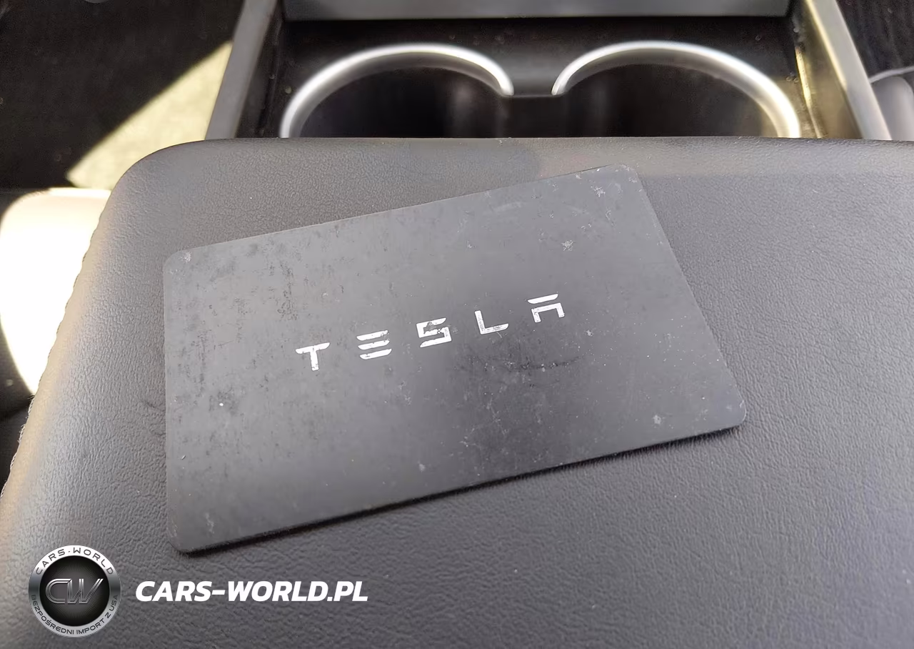 2026 Tesla Model Y All-Wheel Drive-Long Range Launch Series-Premium All-Wheel Drive VIN:7SAYGDEEXTA381064 - 11