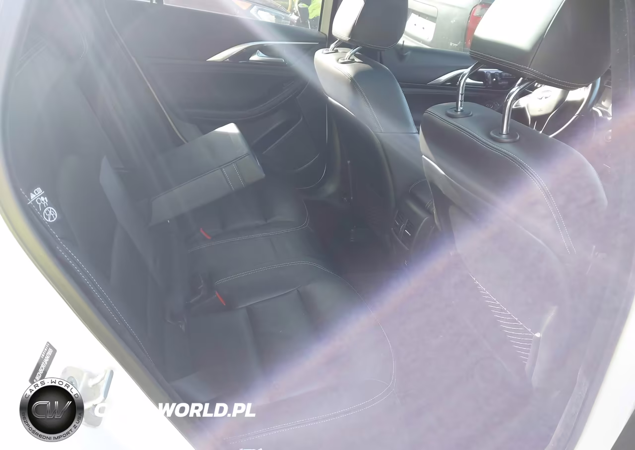 2018 Infiniti Qx30 Premium VIN:SJKCH5CR7JA047855 - 8