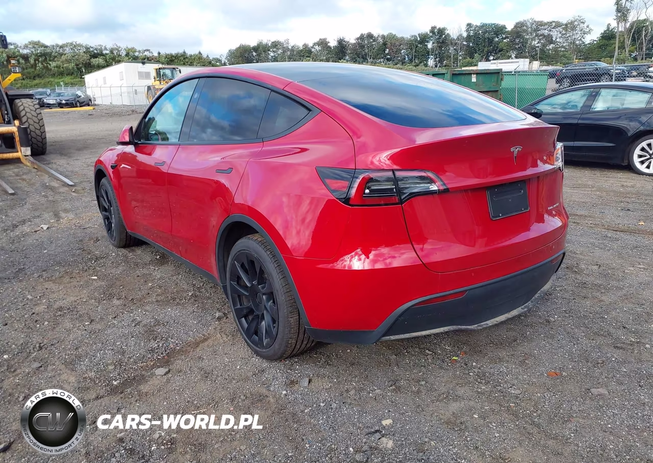 2023 Tesla Model Y Awd-Long Range Dual Motor All-Wheel Drive VIN:7SAYGDEE3PF912632 - 3