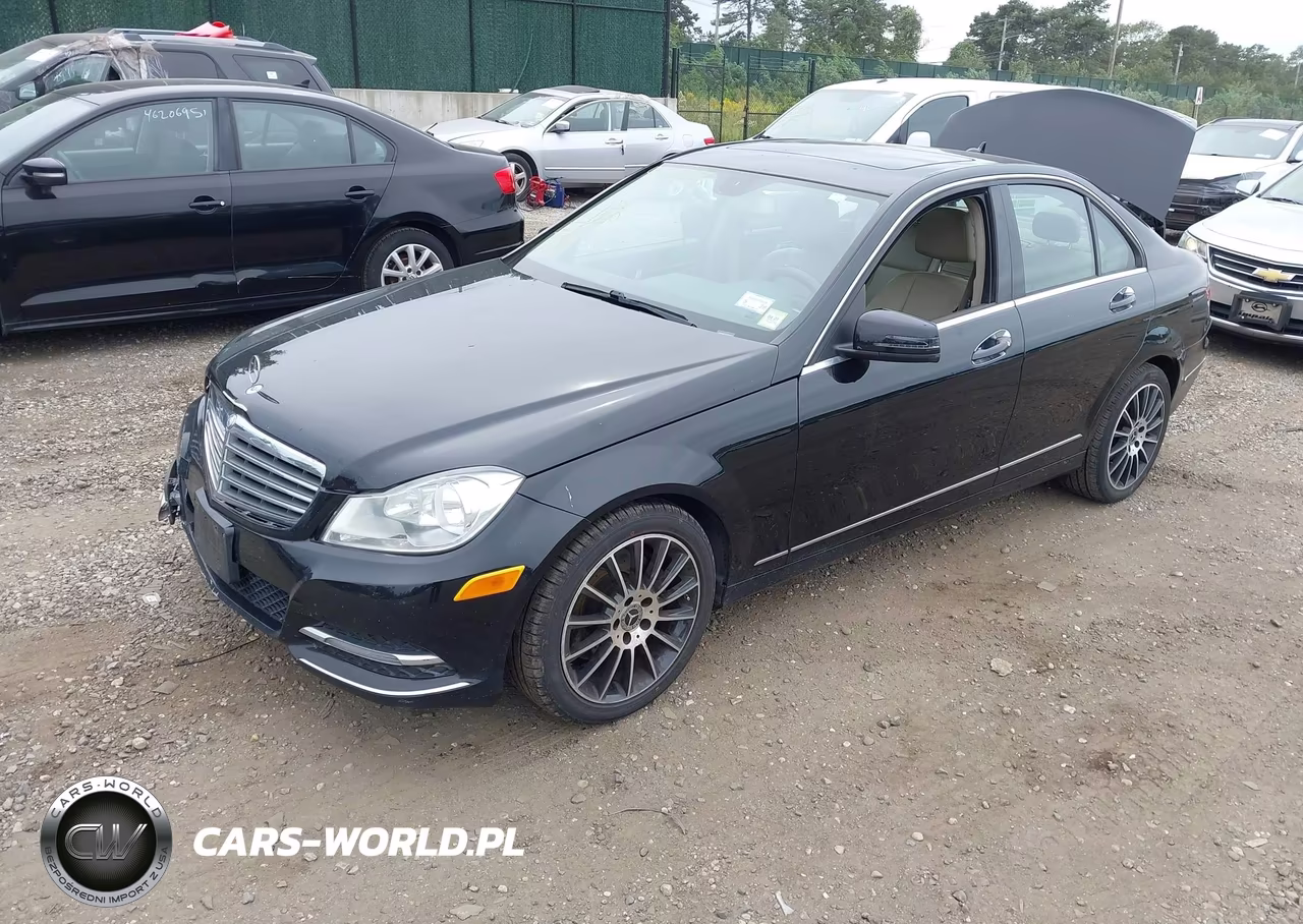 2014 Mercedes-Benz C 300 Luxury 4Matic VIN:WDDGF8AB2ER317167 - 2