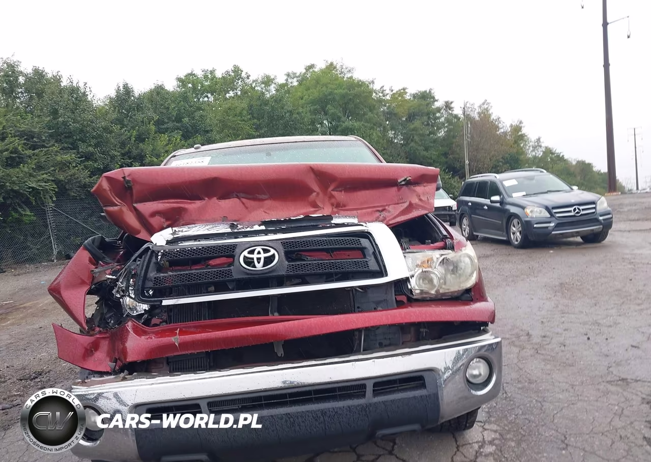 2010 Toyota Tundra Grade 5.7L V8 VIN:5TFDY5F16AX107974 - 12