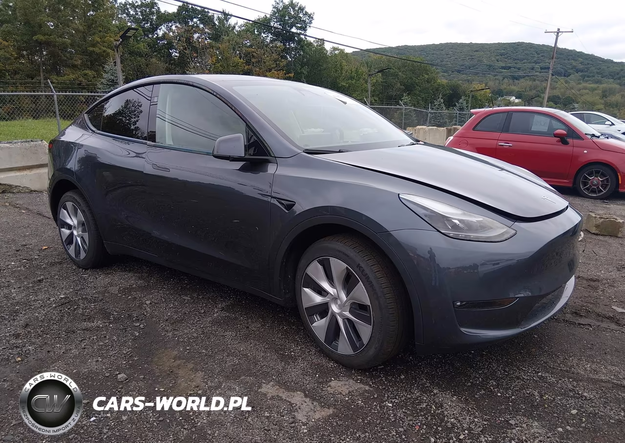 2023 Tesla Model Y Awd-Long Range Dual Motor All-Wheel Drive – zdjęcie 1 z 10