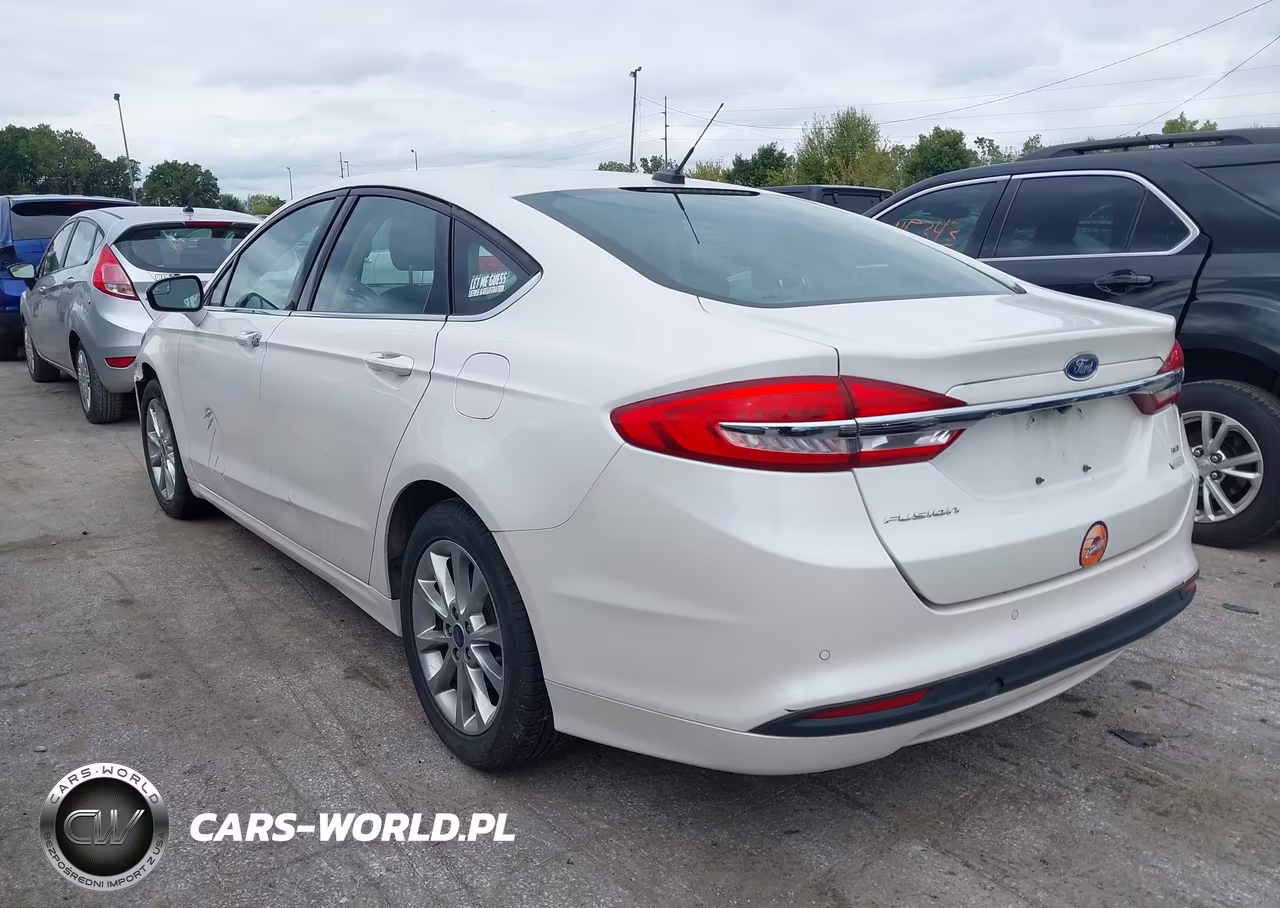 2017 Ford Fusion Se VIN:3FA6P0HD5HR155884 - 3