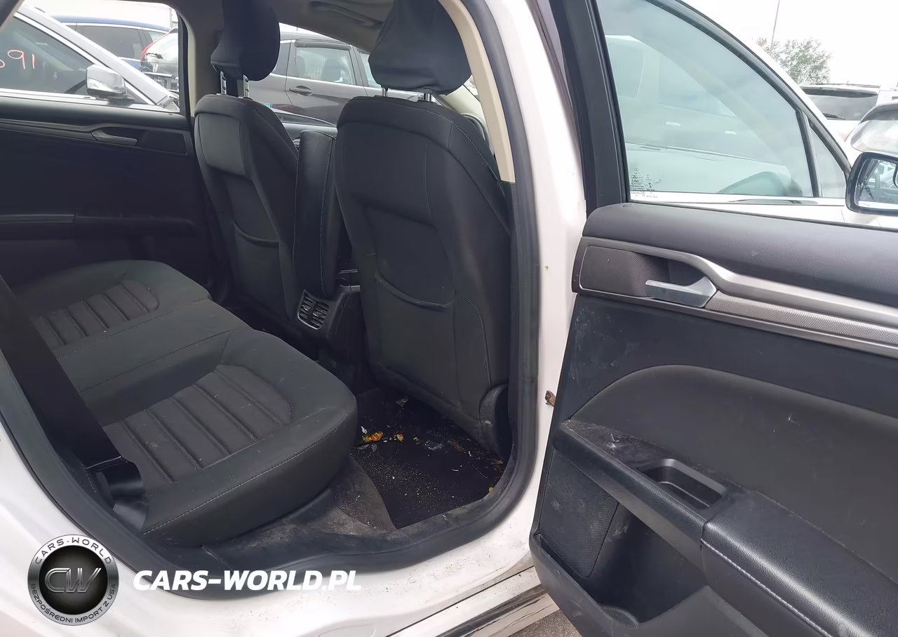 2017 Ford Fusion Se VIN:3FA6P0HD5HR155884 - 8