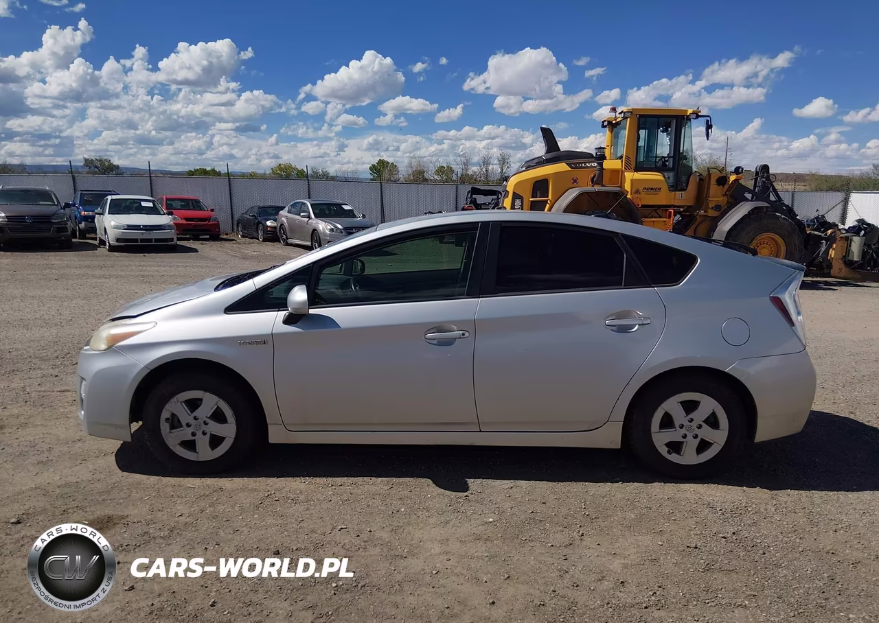 2011 Toyota Prius Three VIN:JTDKN3DU5B1387196 - 15
