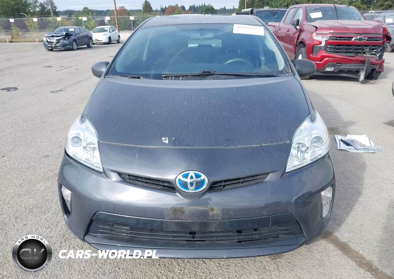 2012 Toyota Prius Two VIN:JTDKN3DUXC1562933 - 12