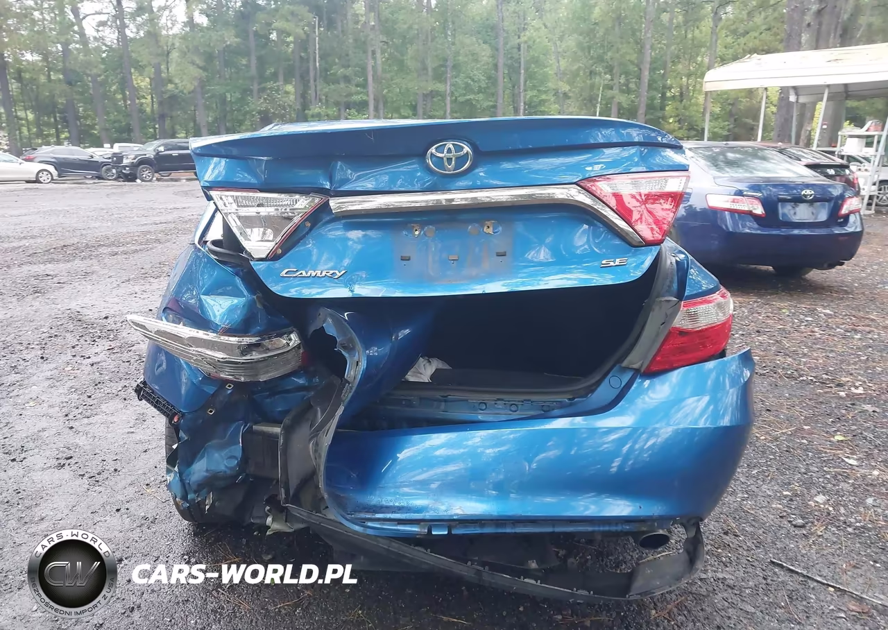 2017 Toyota Camry Se VIN:4T1BF1FK0HU703362 - 16