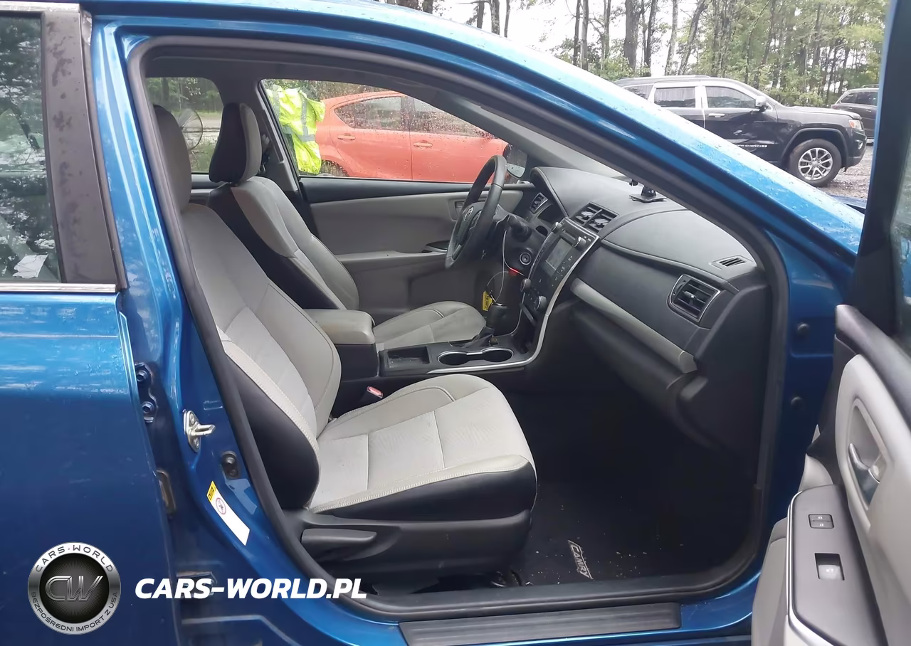 2017 Toyota Camry Se VIN:4T1BF1FK0HU703362 - 5