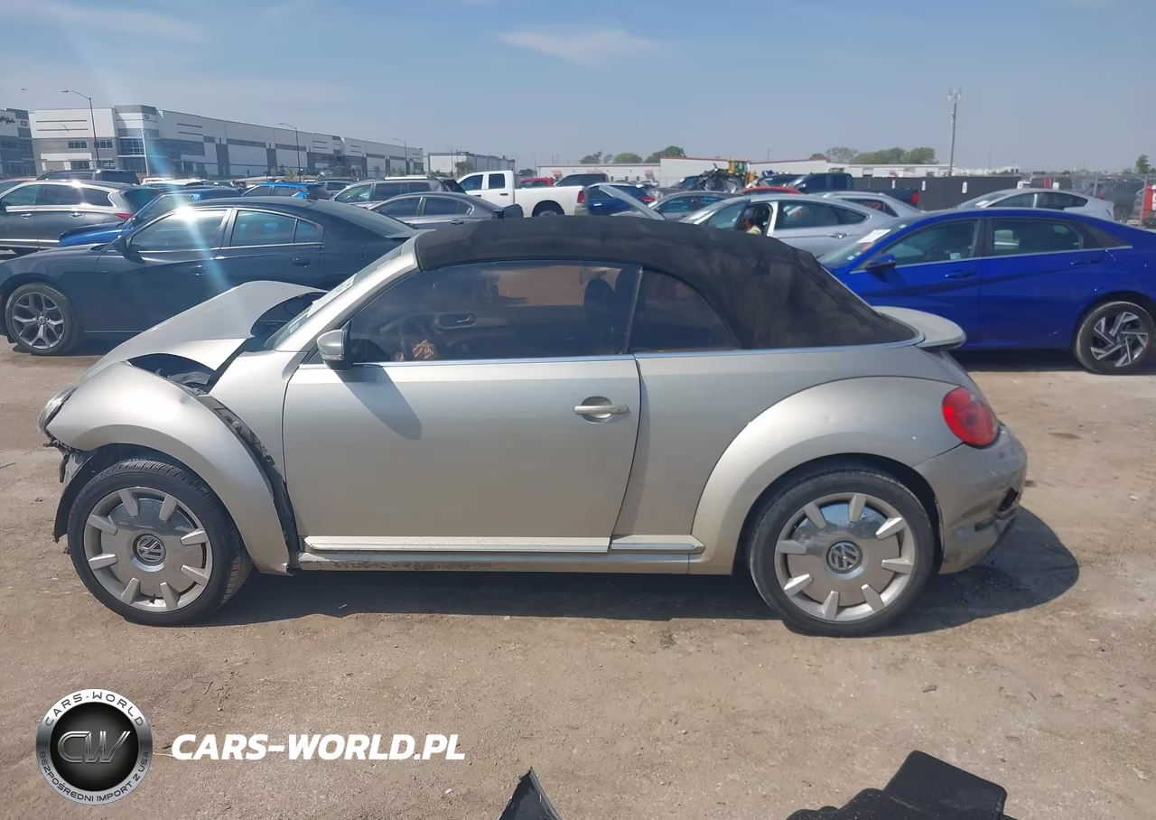 2015 Volkswagen Beetle 1.8T VIN:3VW507AT3FM802861 - 14