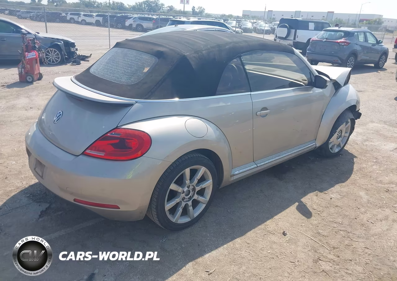2015 Volkswagen Beetle 1.8T VIN:3VW507AT3FM802861 - 4