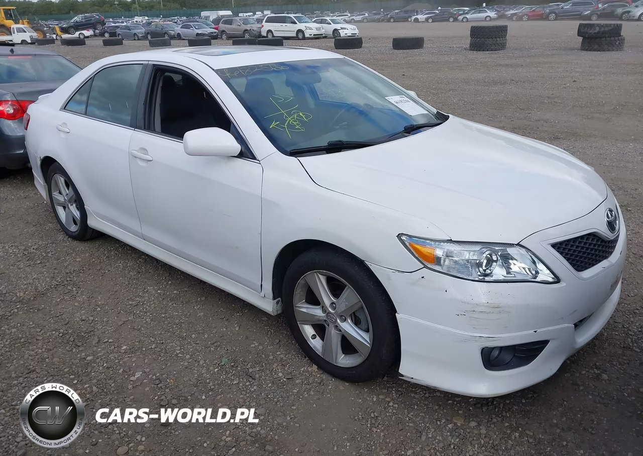 2011 Toyota Camry Se – zdjęcie 1 z 12