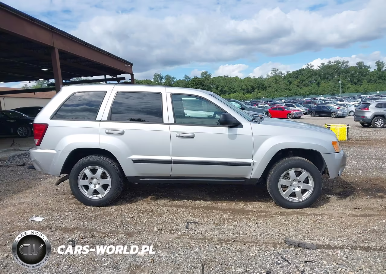 2009 Jeep Grand Cherokee Laredo VIN:1J8GR48KX9C519742 - 13