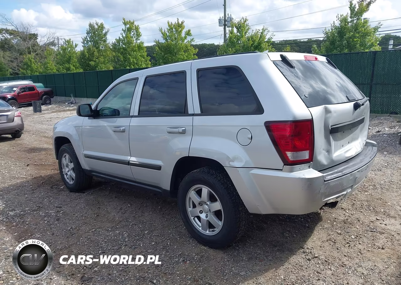 2009 Jeep Grand Cherokee Laredo VIN:1J8GR48KX9C519742 - 3