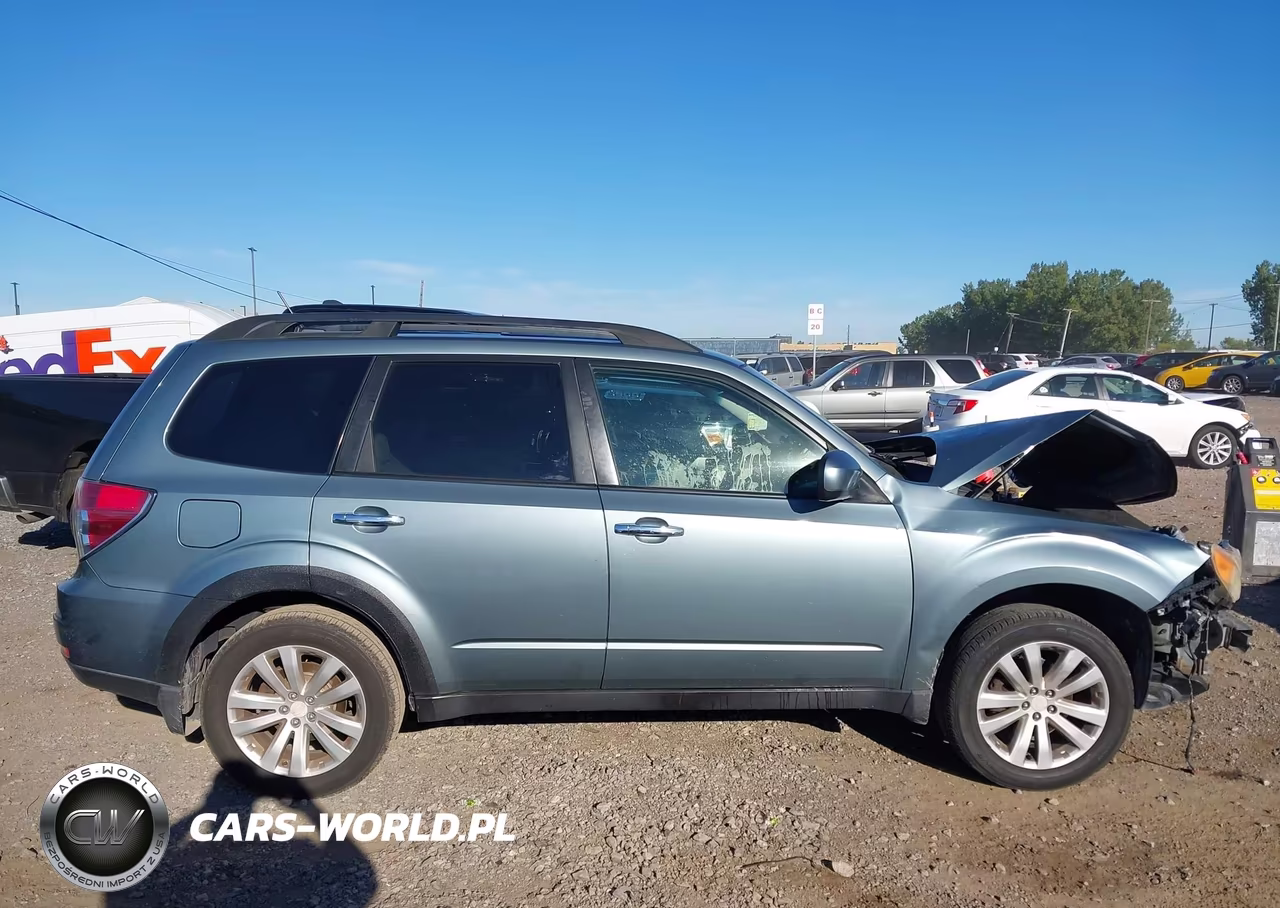 2012 Subaru Forester 2.5X Premium VIN:JF2SHADC4CH426096 - 14