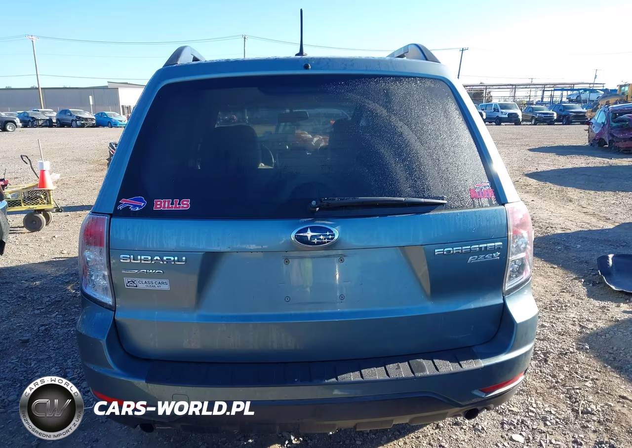 2012 Subaru Forester 2.5X Premium VIN:JF2SHADC4CH426096 - 17