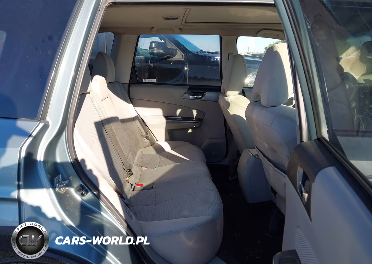 2012 Subaru Forester 2.5X Premium VIN:JF2SHADC4CH426096 - 8