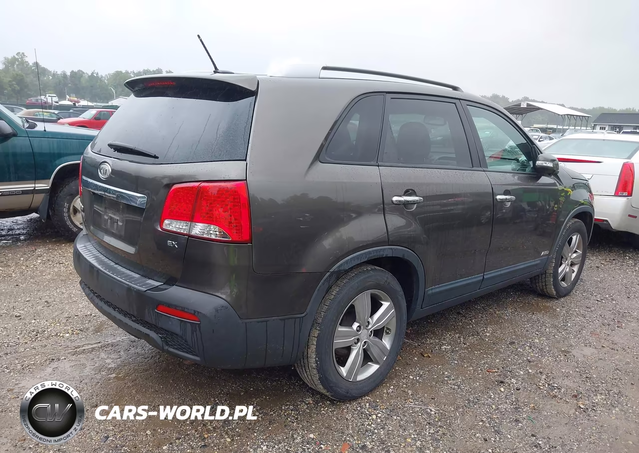 2013 Kia Sorento Ex VIN:5XYKUCA61DG400361 - 4