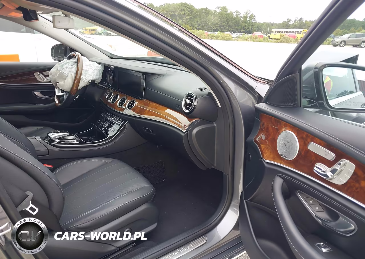 2017 Mercedes-Benz E 300 4Matic VIN:WDDZF4KB1HA085325 - 5