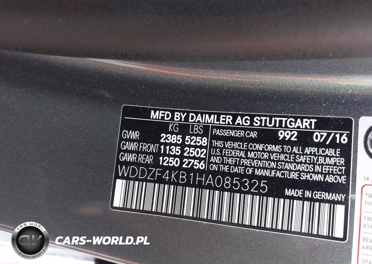 2017 Mercedes-Benz E 300 4Matic VIN:WDDZF4KB1HA085325 - 9
