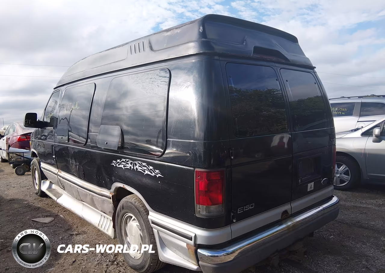 2003 Ford E-150 Recreational VIN:1FDRE14L03HA45749 - 3