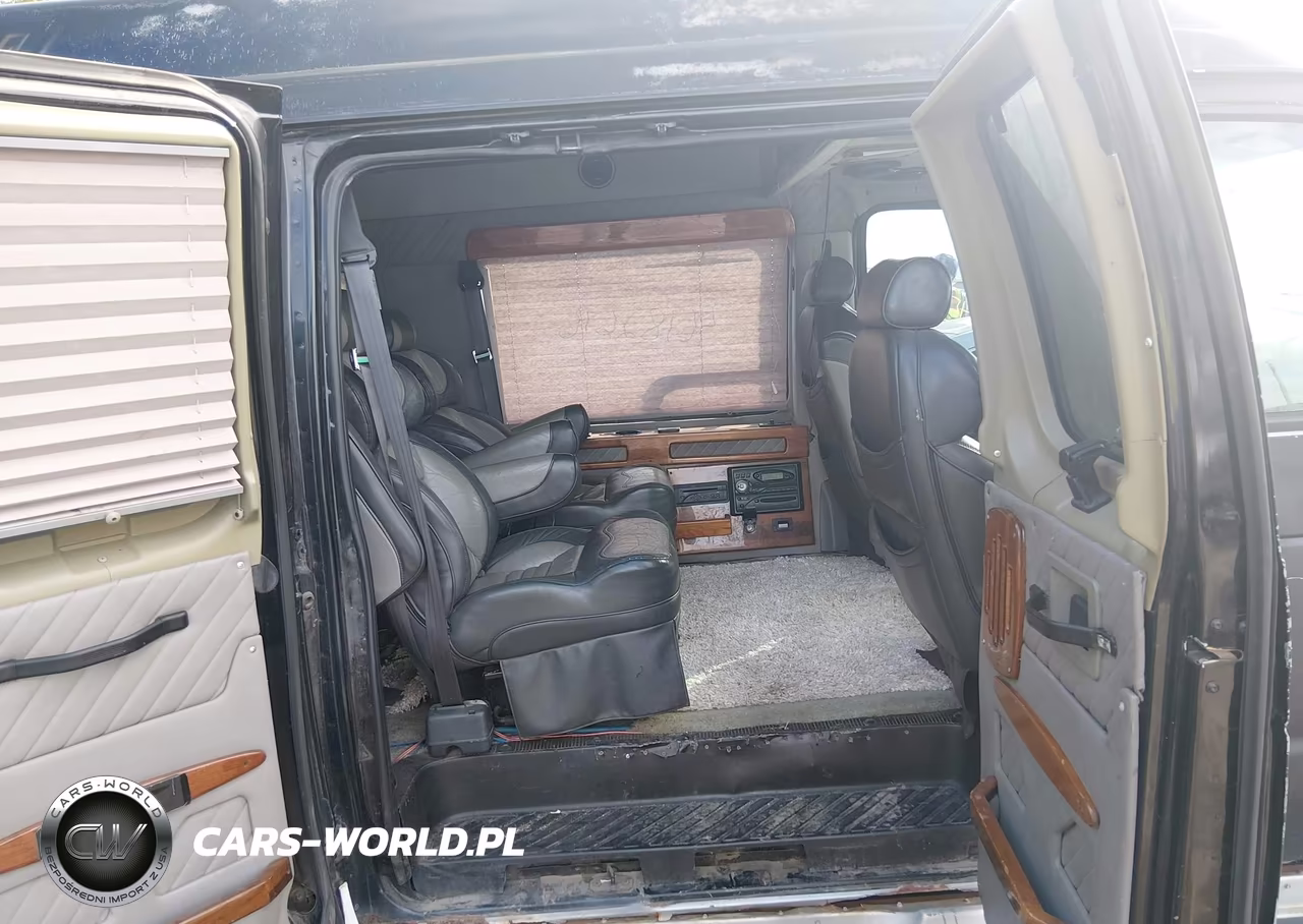 2003 Ford E-150 Recreational VIN:1FDRE14L03HA45749 - 8