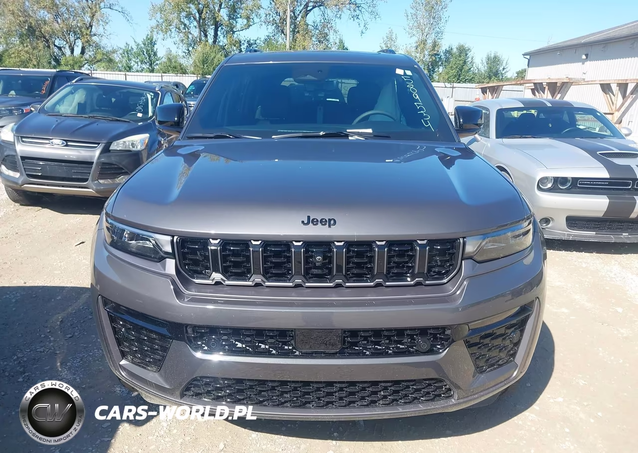 2026 Jeep Grand Cherokee L Limited Reserve 4X4 VIN:1C4RJKBR7T8589534 - 12