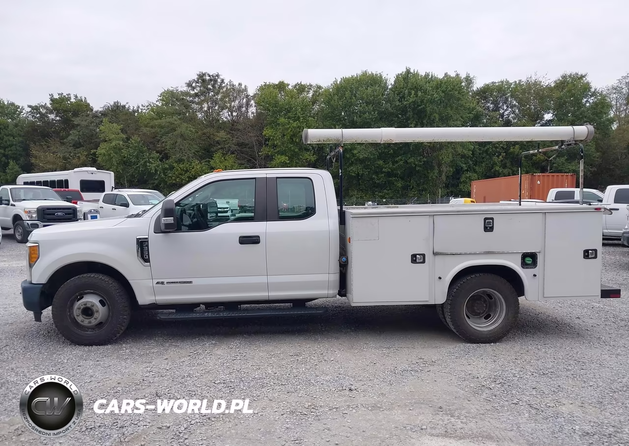 2017 Ford F-350 Chassis Xl VIN:1FD8X3GT8HEE09941 - 14