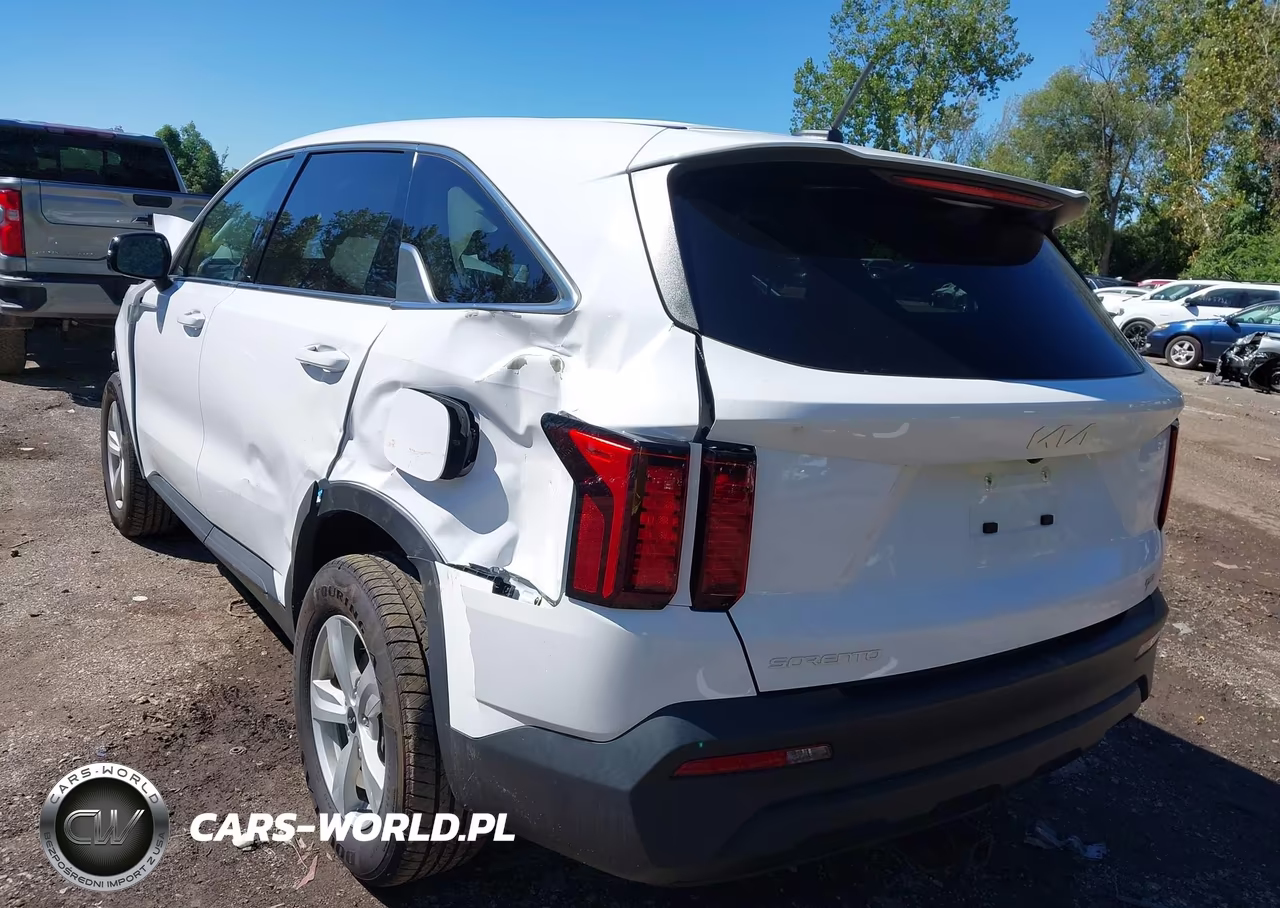 2023 Kia Sorento Lx VIN:5XYRGDLC6PG194456 - 3